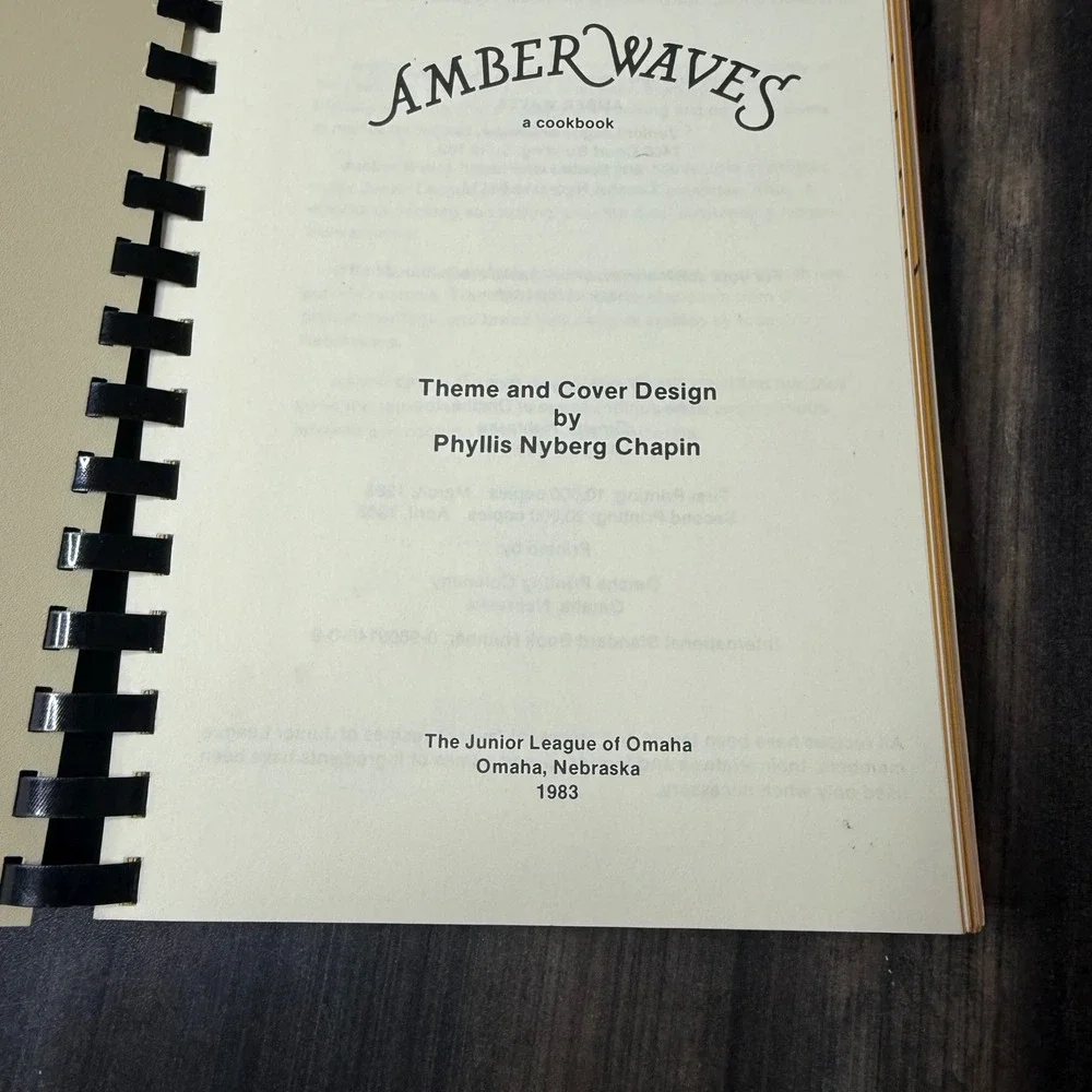 Amber Waves Cookbook Junior‎ League of Omaha Nebraska 1983 Spiral Bound